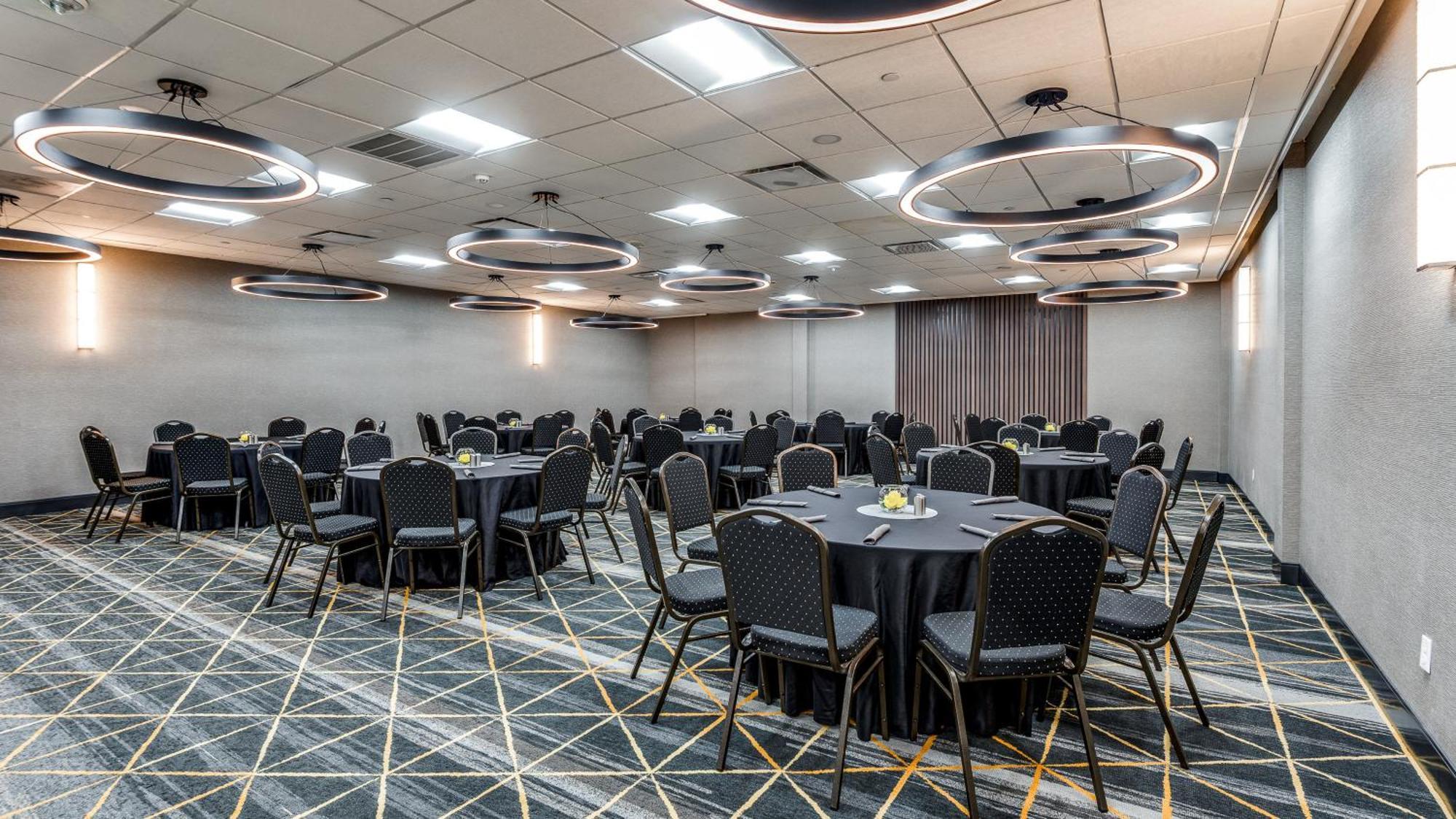 Hotel Market Ctr Field By Ihg 3*