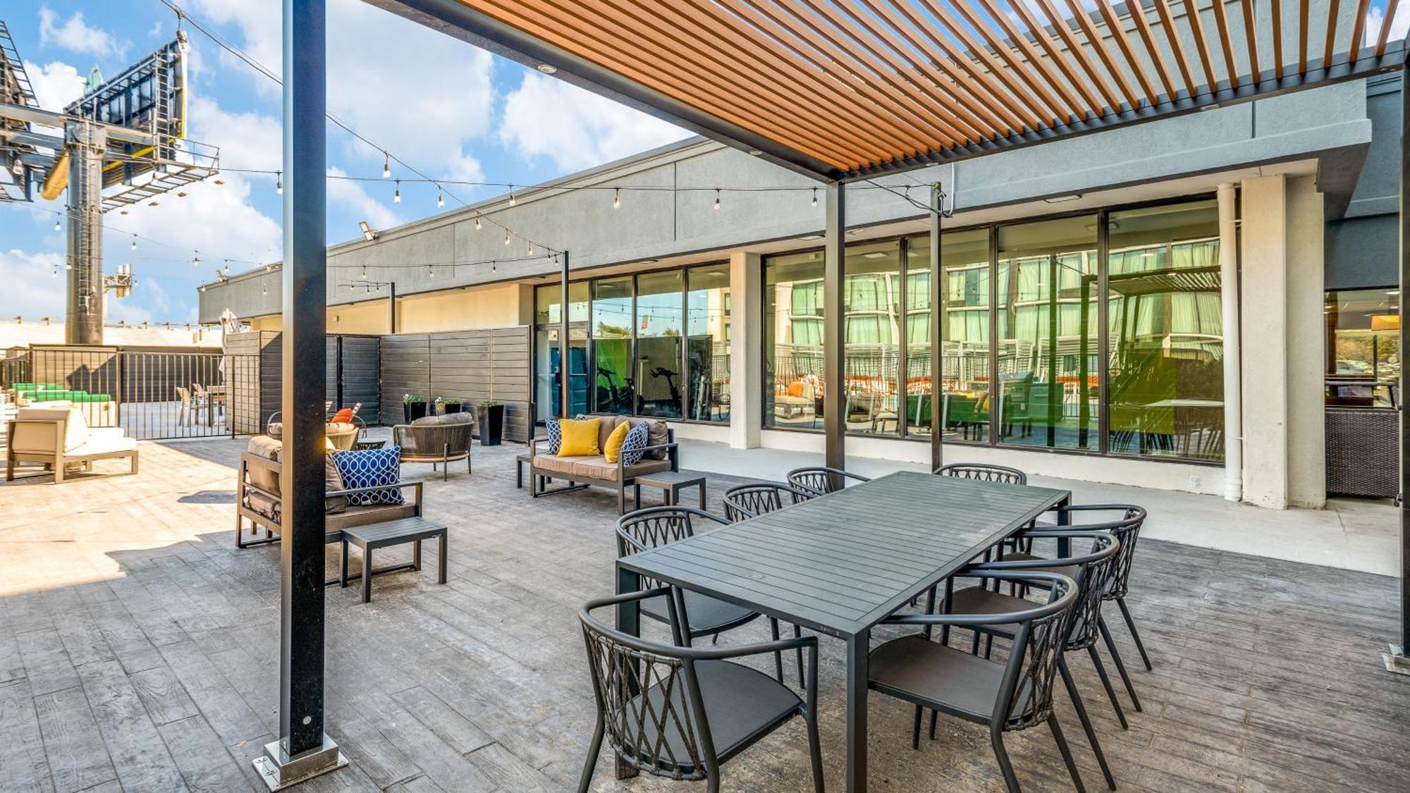 Market Ctr Field By Ihg 3*